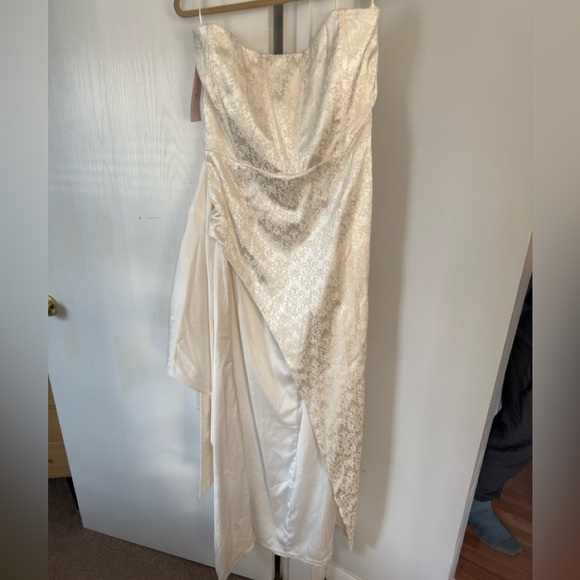 V. Chapman June Corset Jacquard Front-Slit Gown - Picture 6 of 10